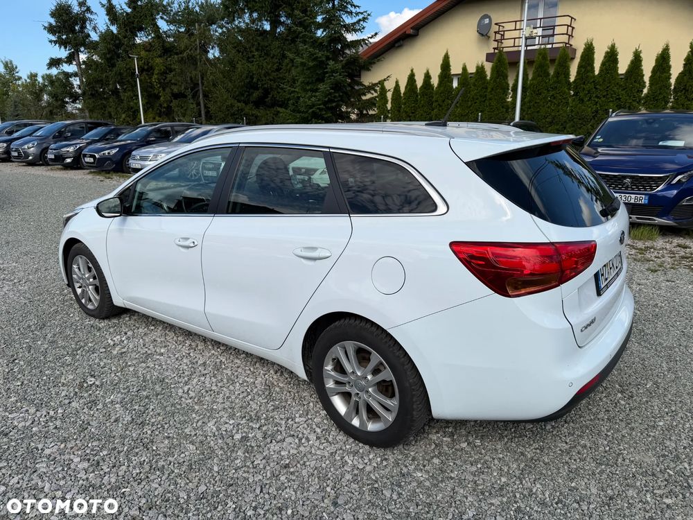 Kia Ceed 1.6 CRDi Smart - 17