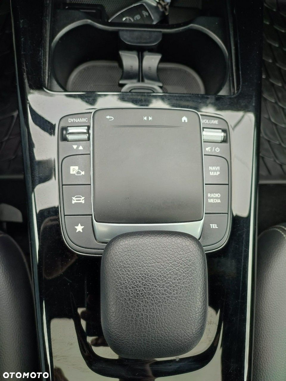 Mercedes-Benz CLA - 14
