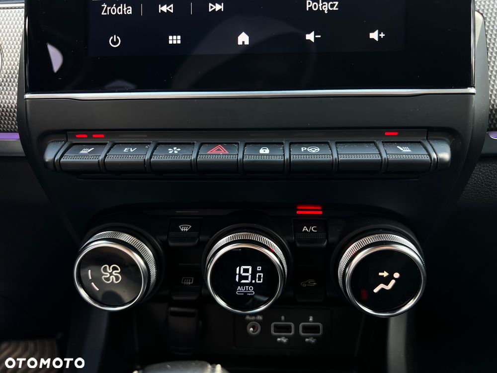 Renault Arkana 1.6 E-TECH Zen MMT - 28