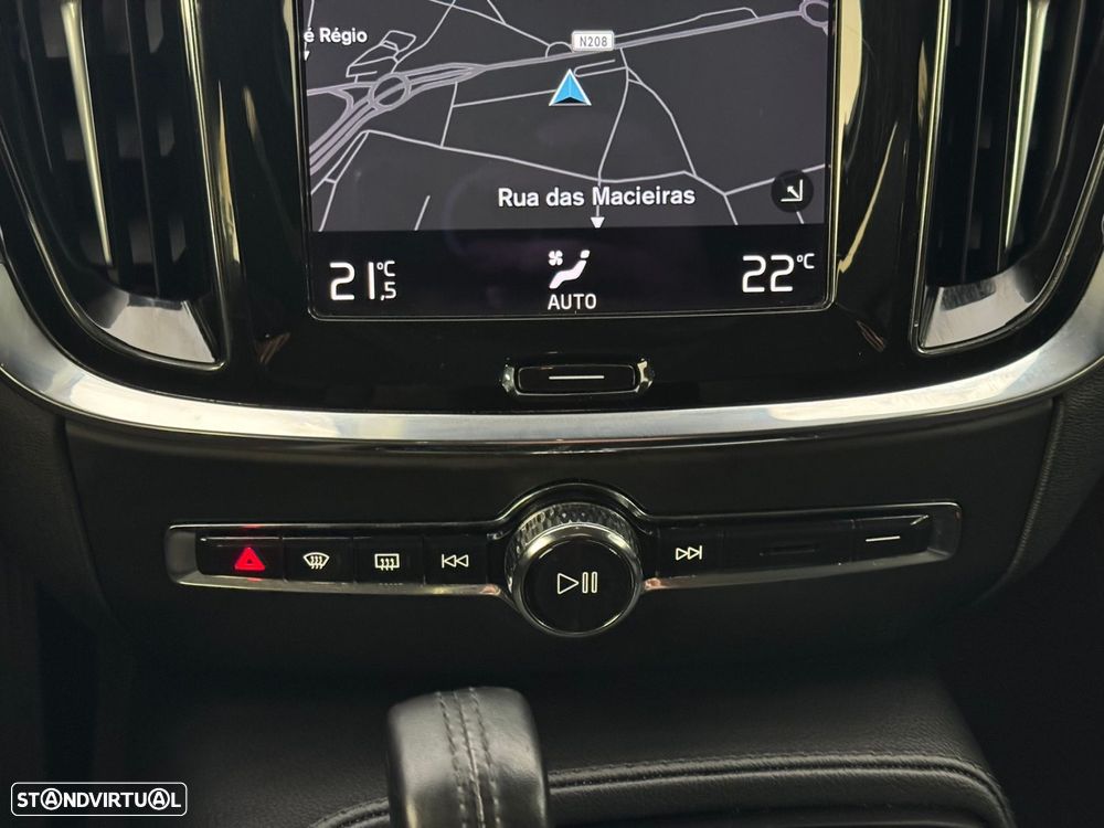 Volvo V60 2.0 T6 AWD TE R-Design Expression - 55