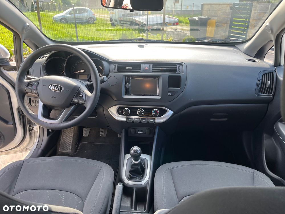 Kia Rio 1.2 Edition 7 - 12