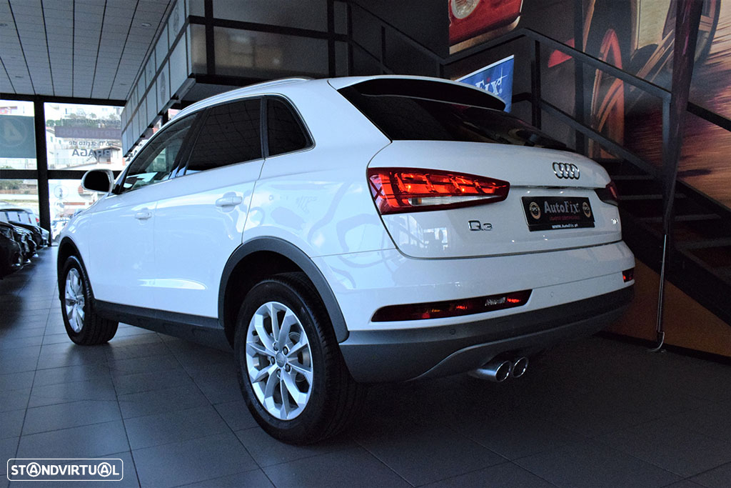 Audi Q3 2.0 TDI Sport - 4