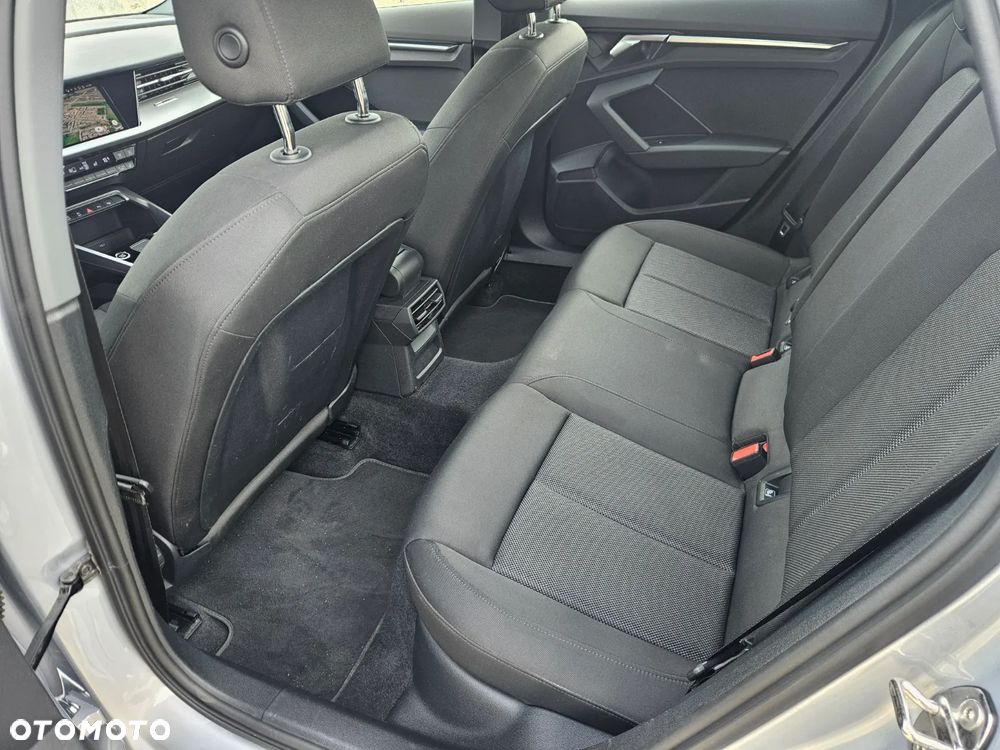 Audi A3 Limousine 35 TFSI mHEV S tronic - 21