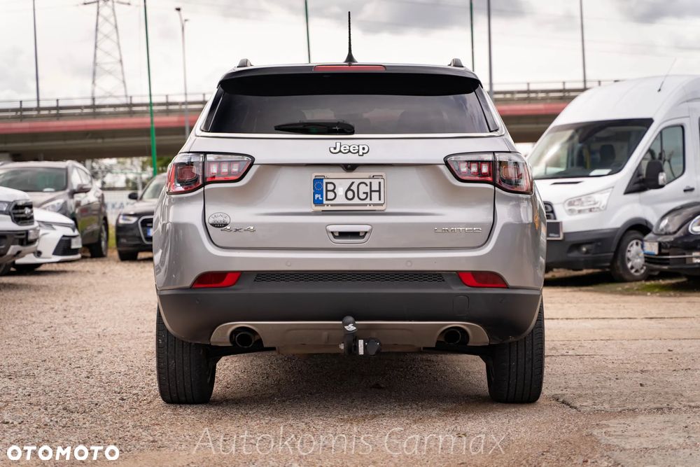 Jeep Compass - 9