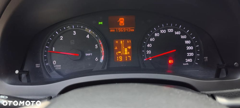 Toyota Avensis 2.0 D-4D Premium - 11