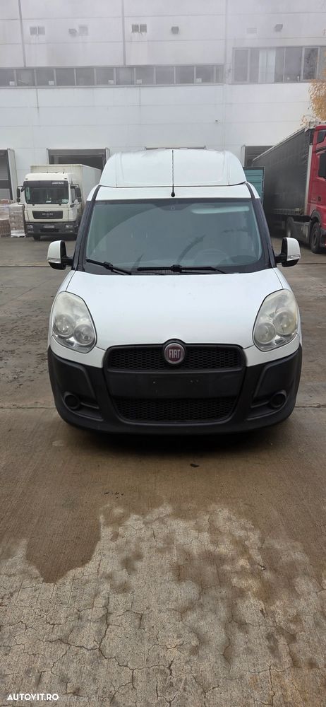 Fiat Doblo 1.6 Mjet Combi Maxi Confort - 1