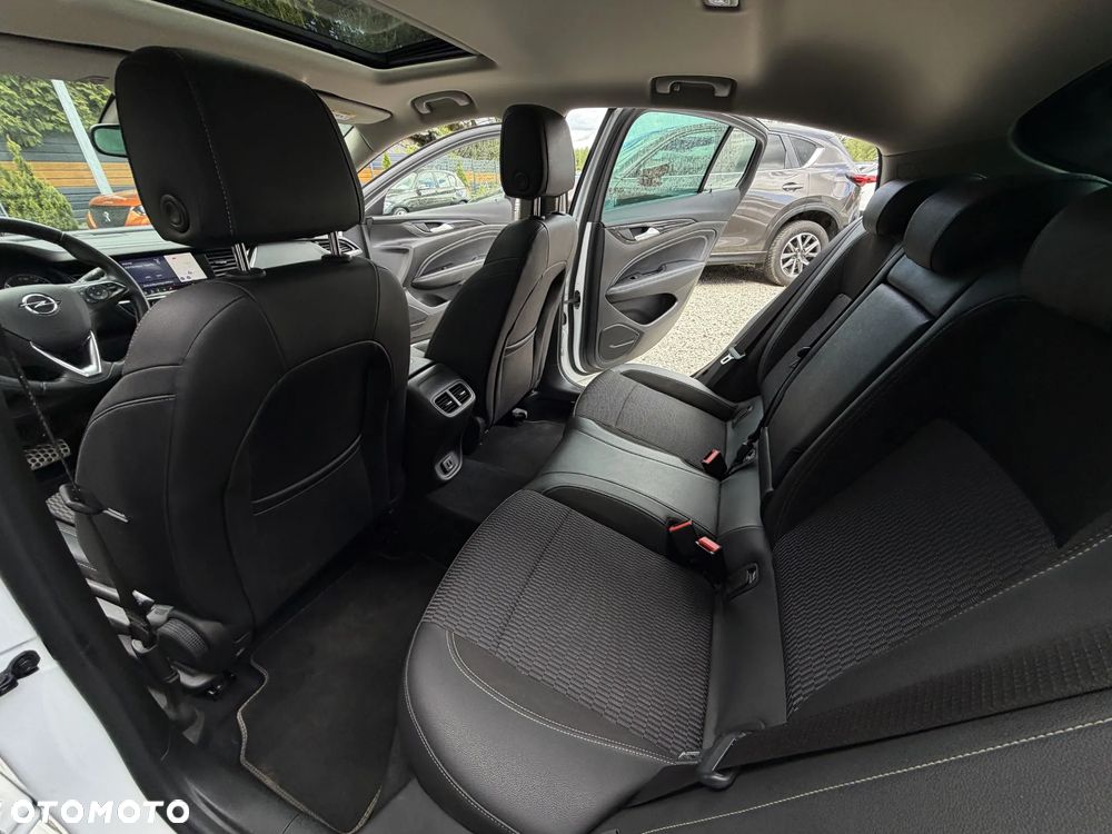 Opel Insignia 1.6 CDTI Innovation S&S - 17