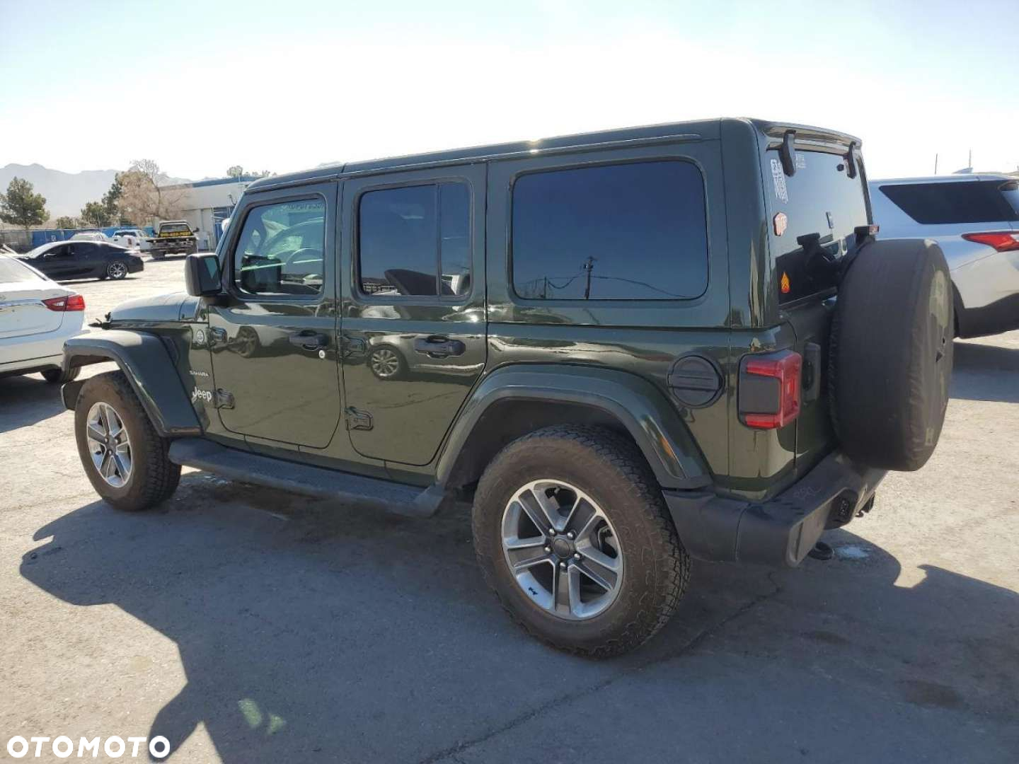 Jeep Wrangler - 12