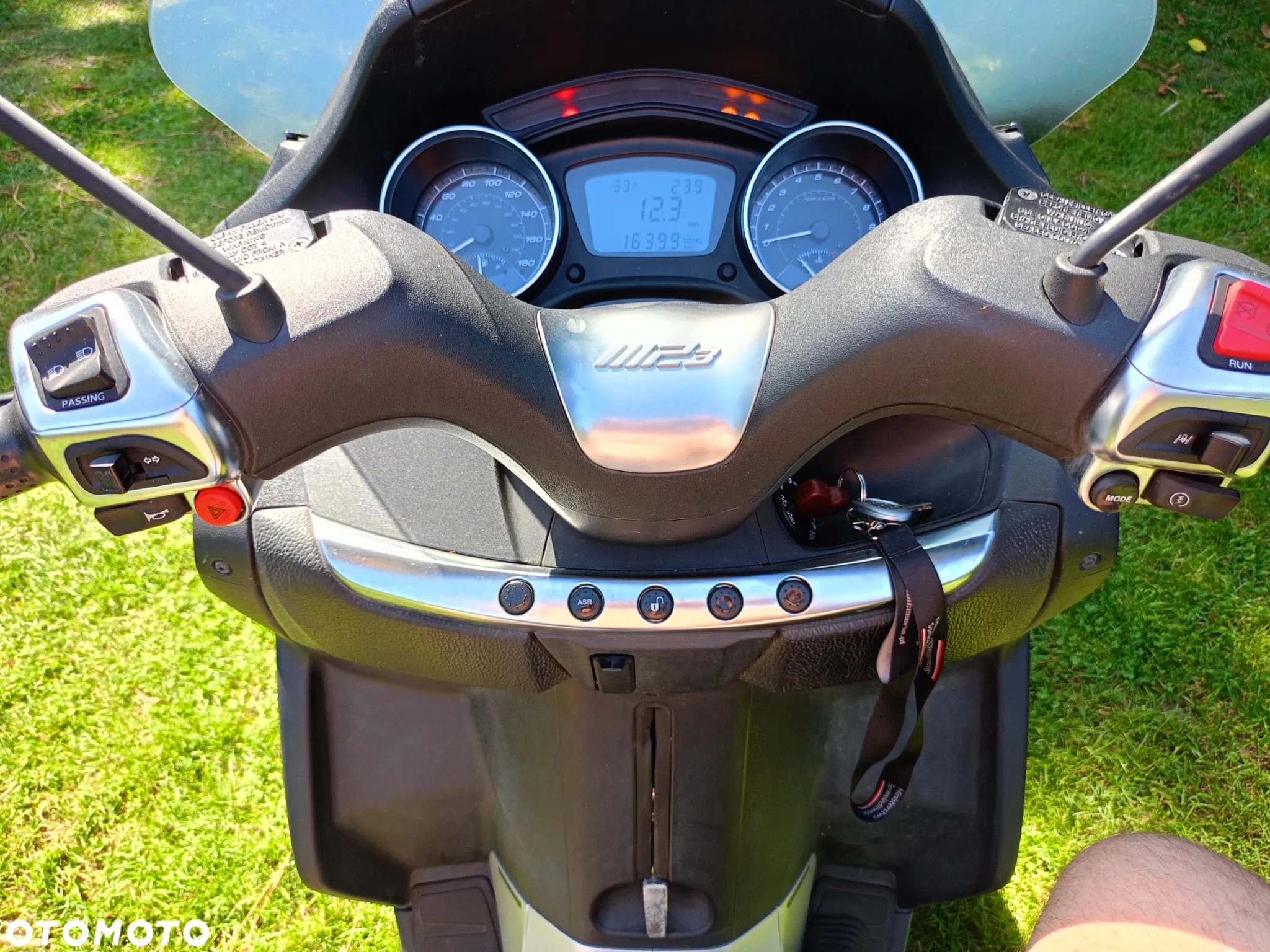 Piaggio MP-3 - 4