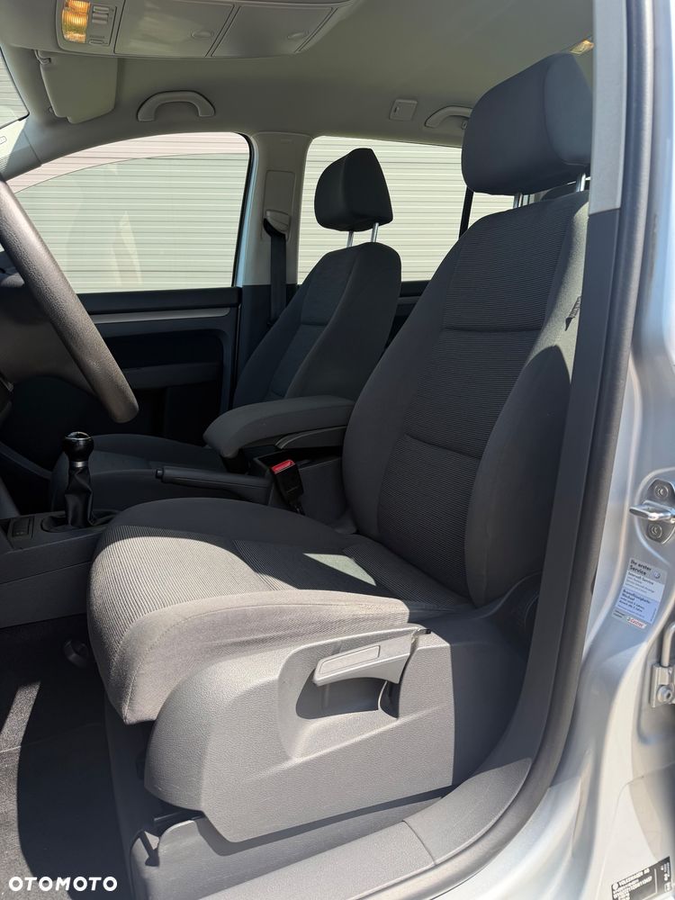Volkswagen Touran 1.9 TDI DPF Blue Motion Trendline - 19