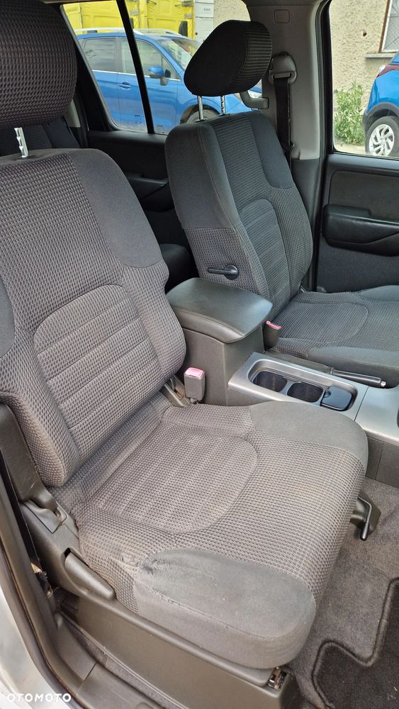 Nissan Pathfinder 2.5 DCi Elegance - 16