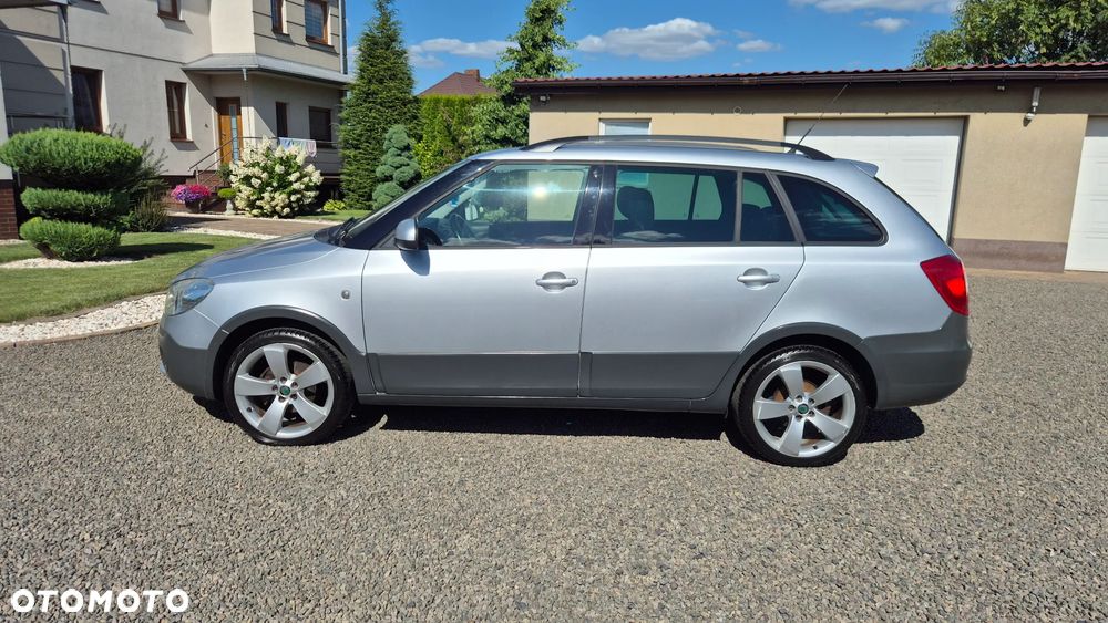 Skoda Fabia 1.2 TSI Scout - 3