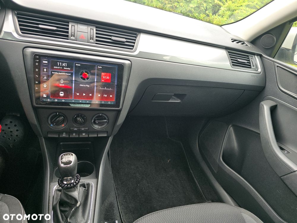 Skoda RAPID - 7