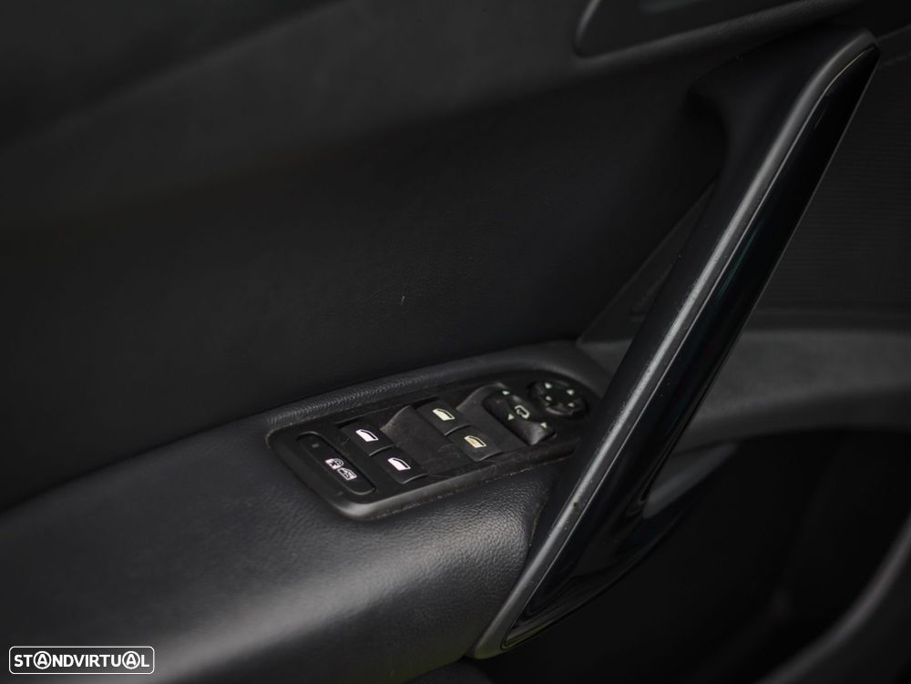 Peugeot 508 RXH 2.0 HDi Hybrid4 2-Tronic - 39