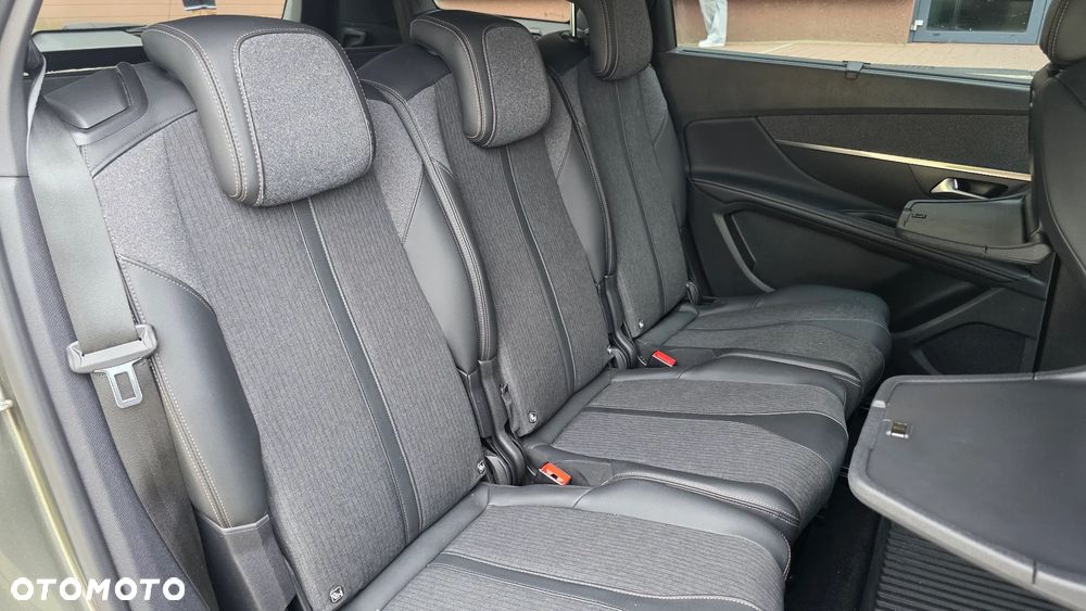 Peugeot 5008 - 26