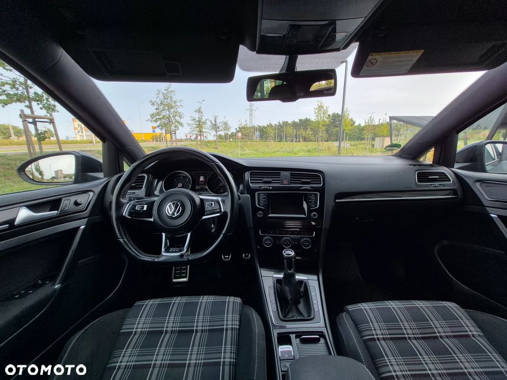 Volkswagen Golf GTD (BlueMotion Technology) - 31