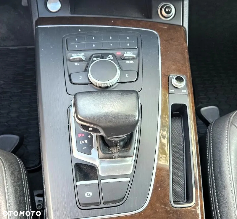 Audi Q5 2.0 TFSI Quattro Design S tronic - 32
