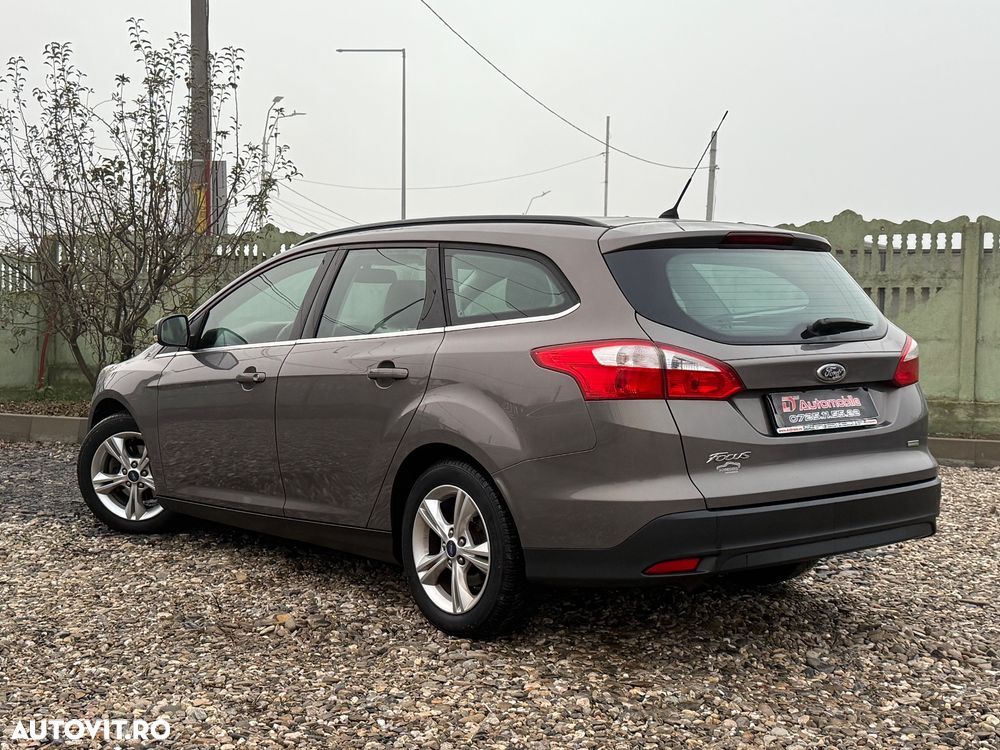 Ford Focus Turnier 1.0 EcoBoost Start-Stopp-System Titanium - 3