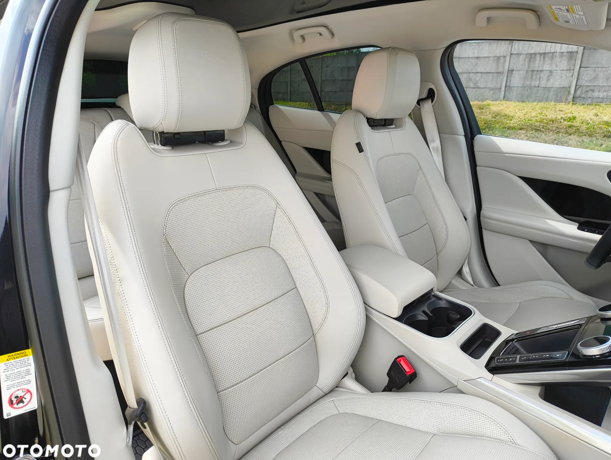Jaguar I-Pace EV400 AWD HSE - 16