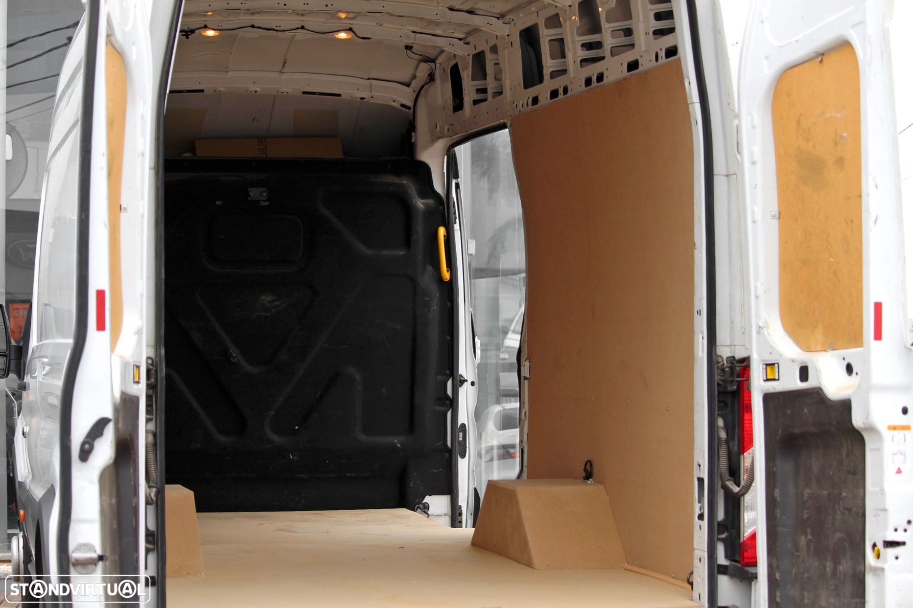 Ford Transit 350 L4 2.0 TDCi H3 Trend - 8