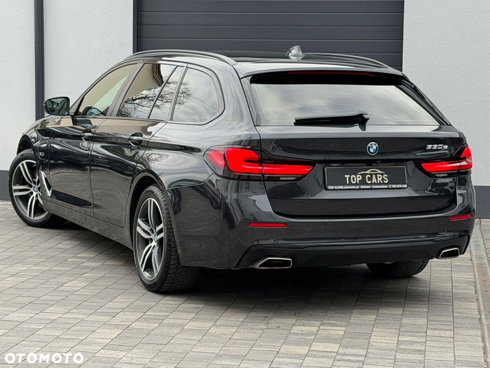 BMW Seria 5 530e PHEV M Sport - 14