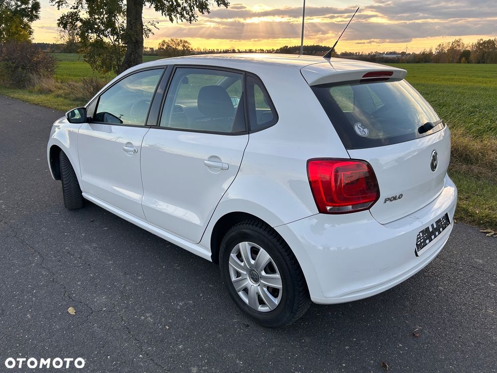 Volkswagen Polo 2011 photo 4