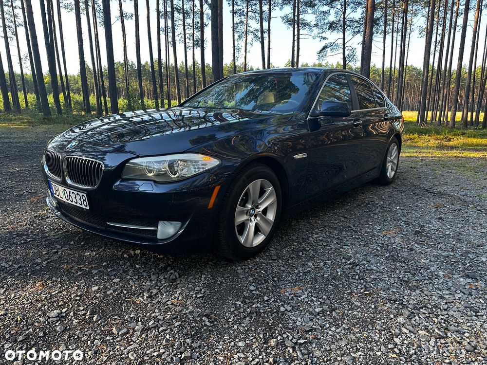 BMW Seria 5 528i - 5