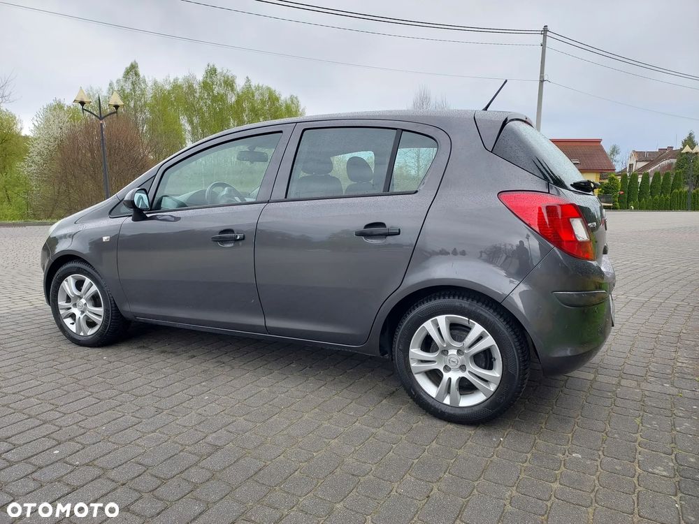 Opel Corsa - 4
