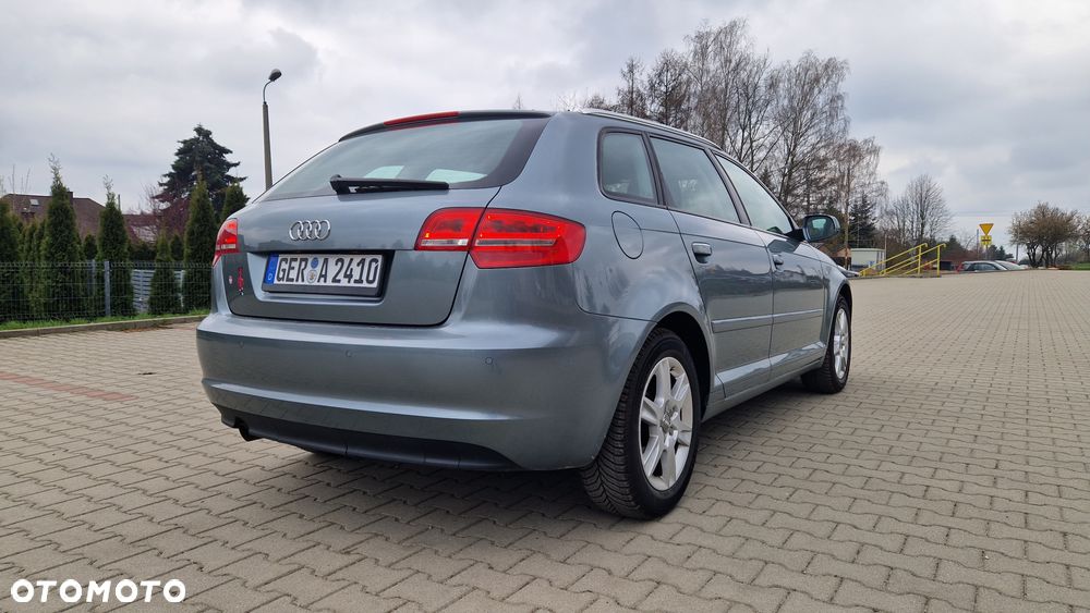 Audi A3 Sportback 1.6 TDI DPF Attraction - 31