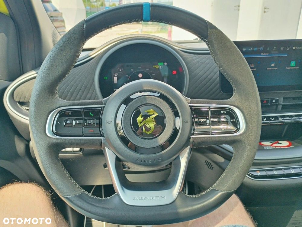 Abarth 500e 37.8kWh Turismo - 23