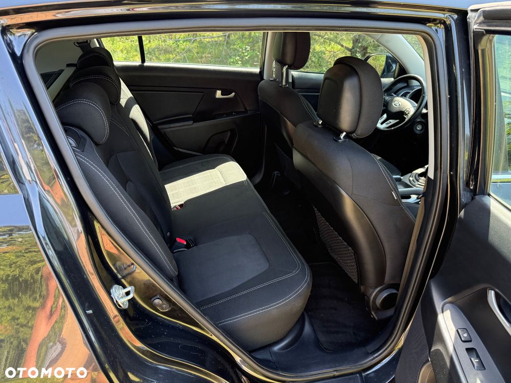 Kia Sportage 1.7 CRDI 2WD Dream-Team Edition - 10