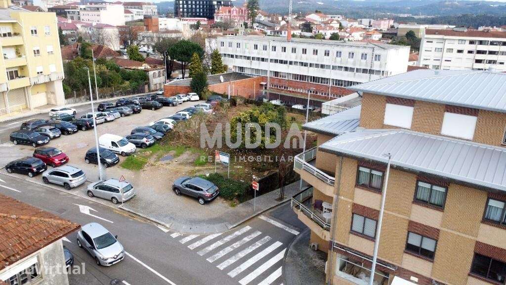 INVESTIDORES - Terreno p/ Construção no Centro de São João da Madeira - Grande imagem: 4/29