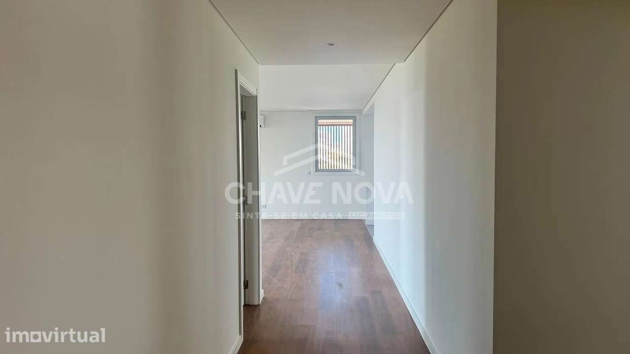 Apartamento T4 - Cidade da Maia - Grande imagem: 2/26