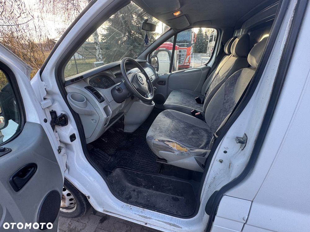Opel Vivaro - 7