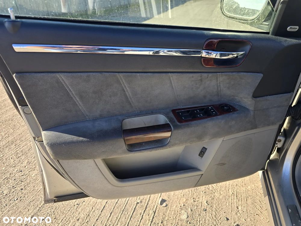 Chrysler 300C Touring 3.0 CRD DPF Automatik - 16