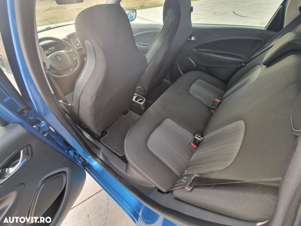 Renault ZOE - 8