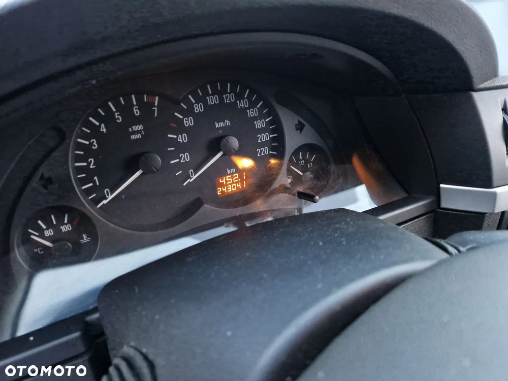 Opel Meriva 1.6 (Essentia) - 7