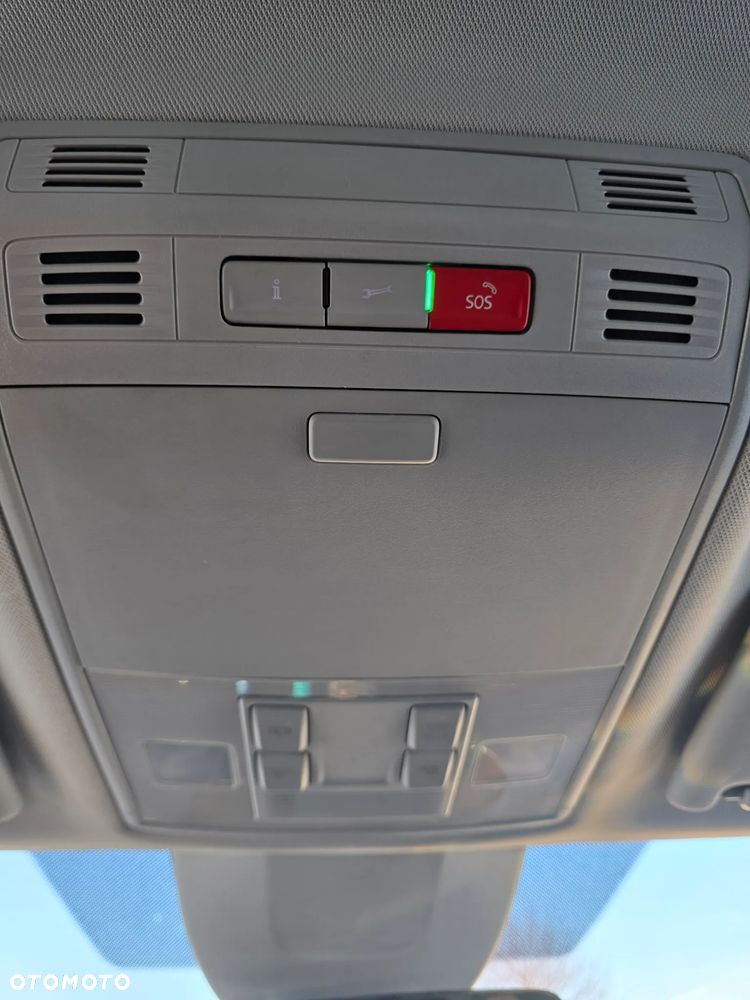 Skoda Superb 2.0 TDI SCR 4x4 Style DSG - 13