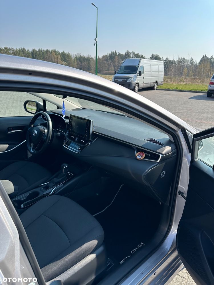 Toyota Corolla 1.8 Hybrid Comfort - 22