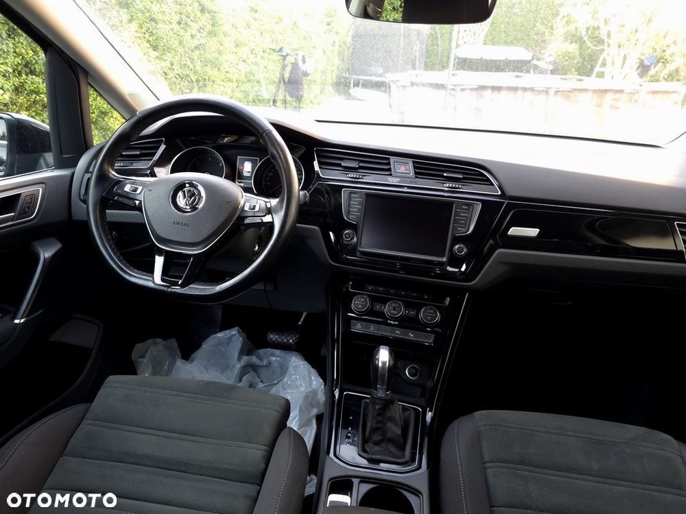 Volkswagen Touran 2.0 TDI BMT Highline DSG - 5