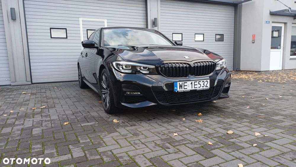 BMW Seria 3 320i xDrive M Sport - 1