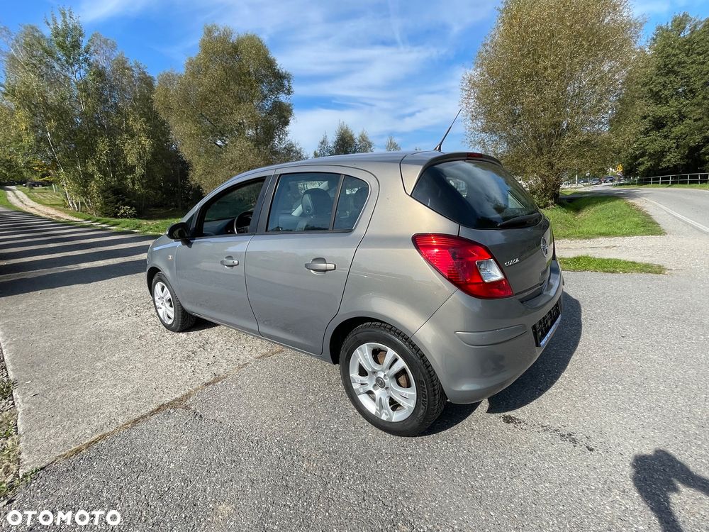 Opel Corsa - 18
