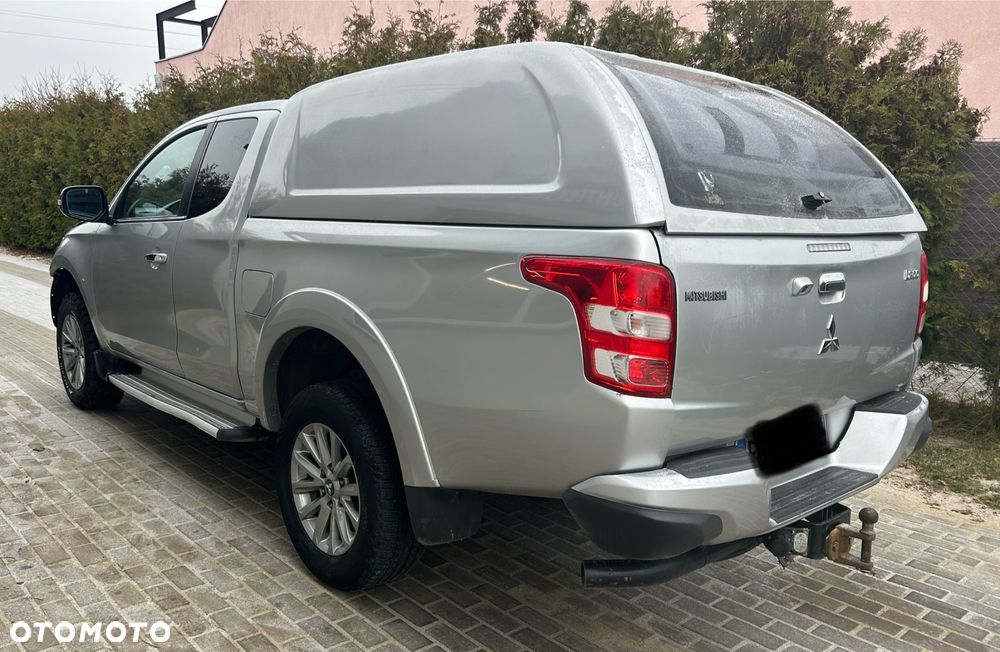 Mitsubishi L200 Pick Up 4x4 S&S Club Cab Diamant Edition - 14