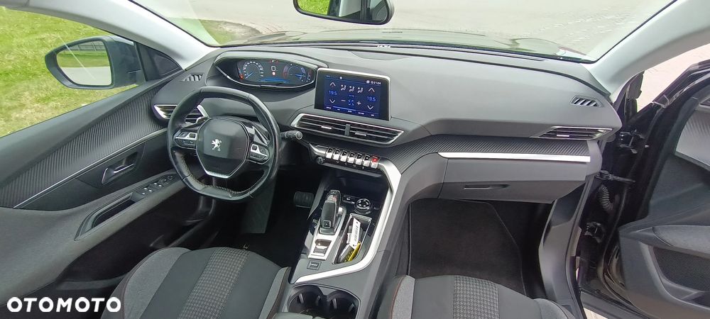 Peugeot 3008 BlueHDi 130 Stop & Start EAT8 Allure - 23