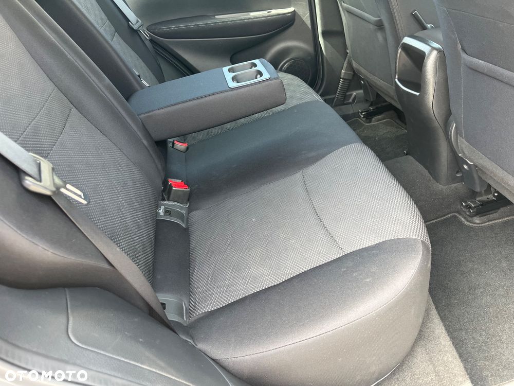 Nissan Qashqai 1.2 DIG-T Xtronic ACENTA - 6