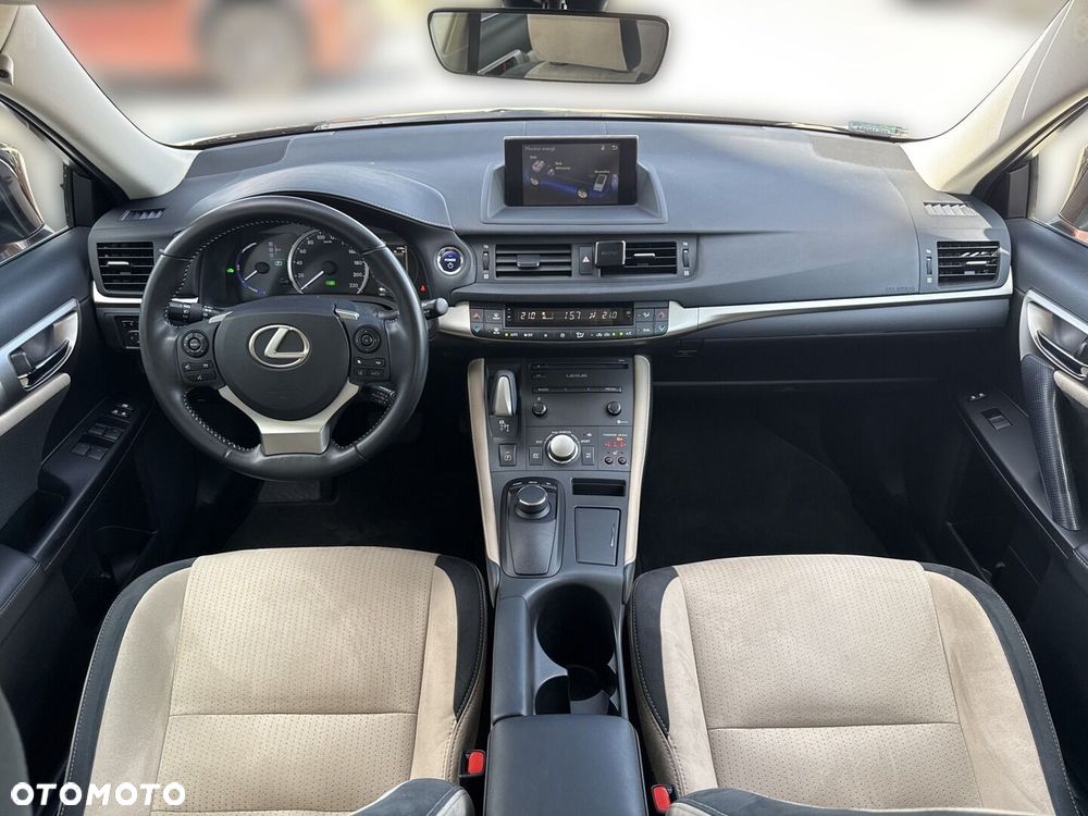 Lexus CT 200h Elegance EU6 - 18