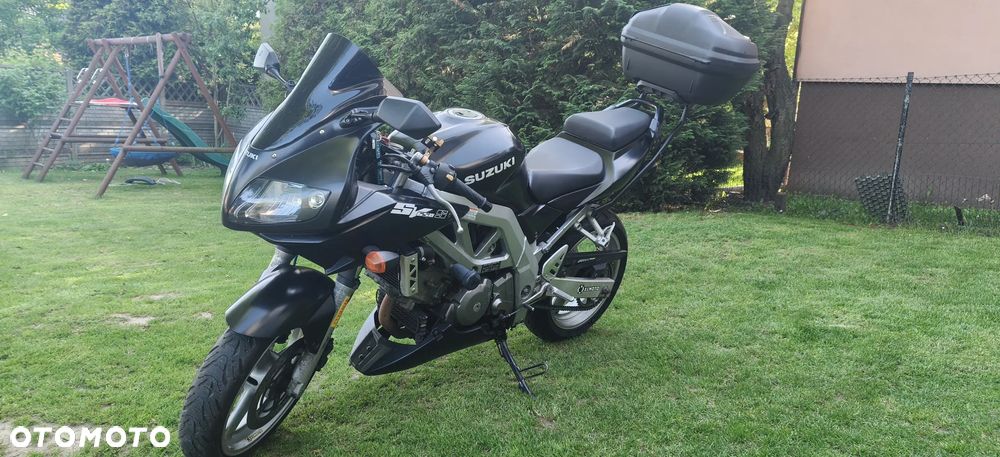 Suzuki SV - 6