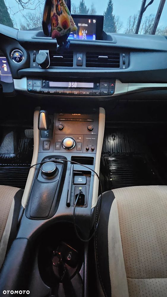 Lexus CT 200h Comfort - 7