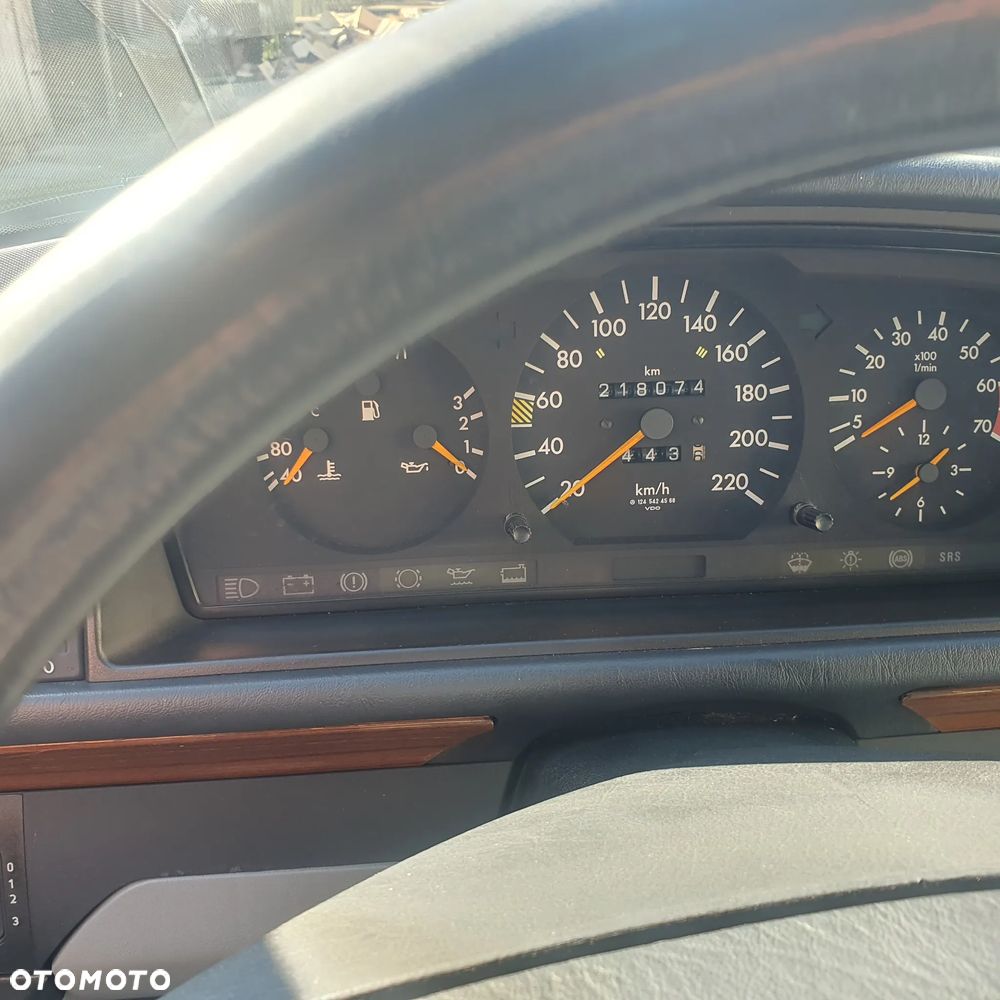 Mercedes-Benz W124 (1984-1993) - 9