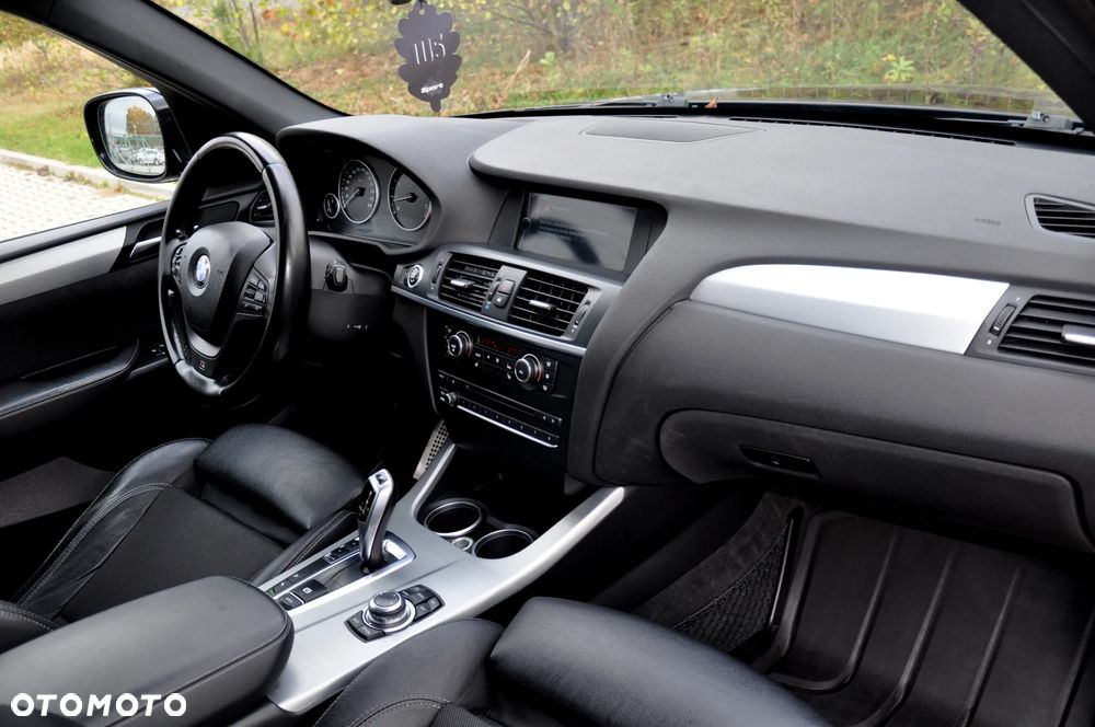 BMW X3 28i xDrive - 34